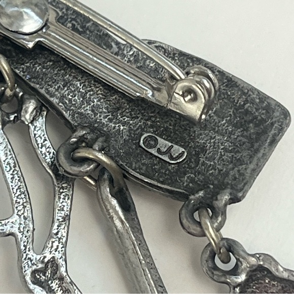 JJ Crafter Brooch Sewing Quilting Seamstress Charms - Picture 2 of 5